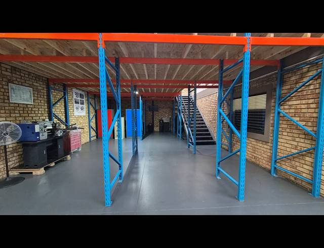 417M² WAREHOUSE TO LET IN BARTLETT